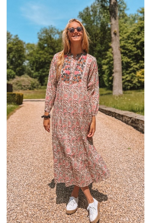 Robe longue ALINA brodée rose et beige