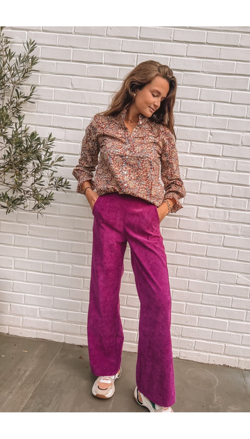 Pantalon MARNIE FRAMBOISE flare en  velours à fines côtes