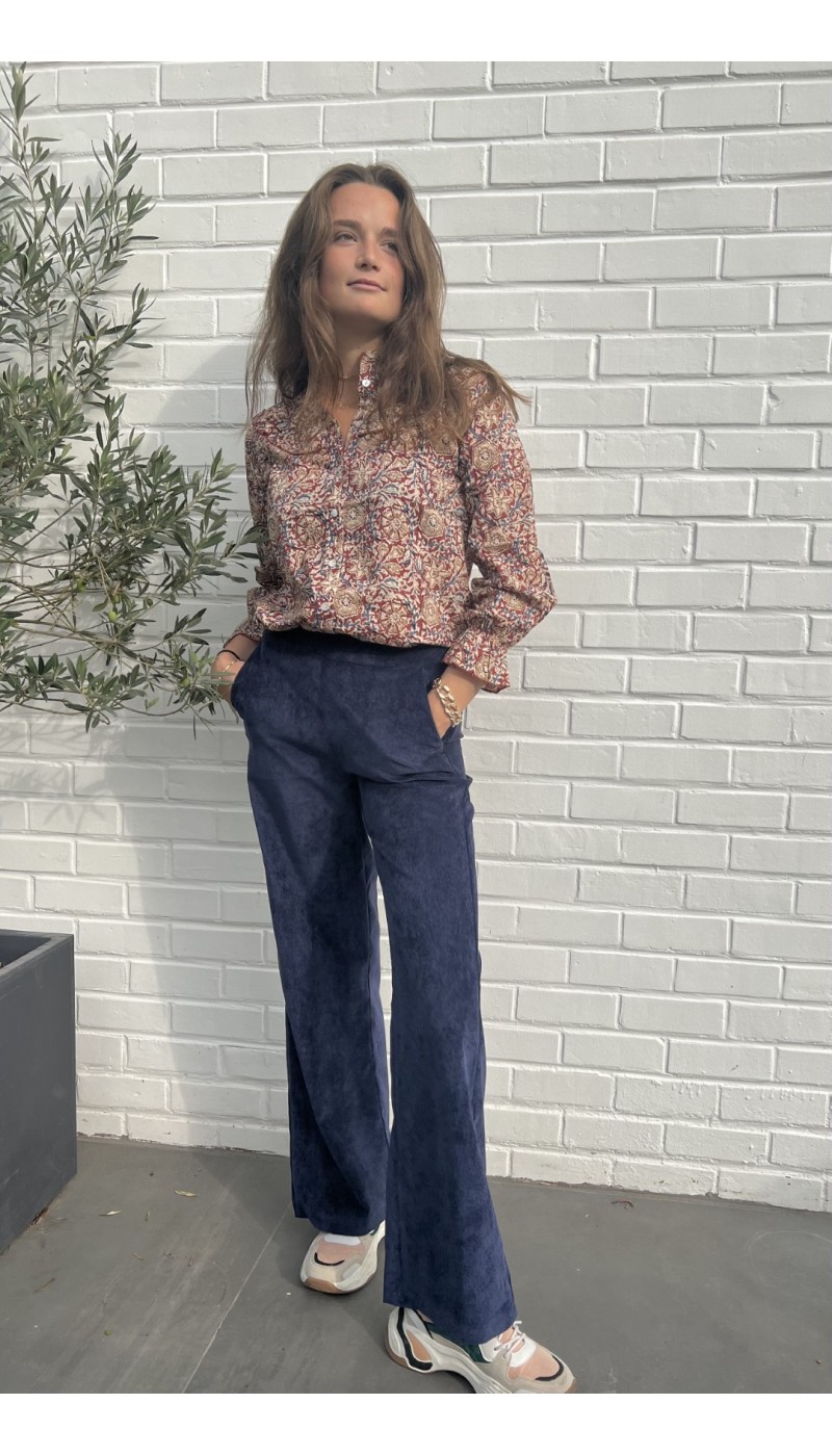 Pantalon MARNIE BLEU NUIT flare en  velours à fines côtes