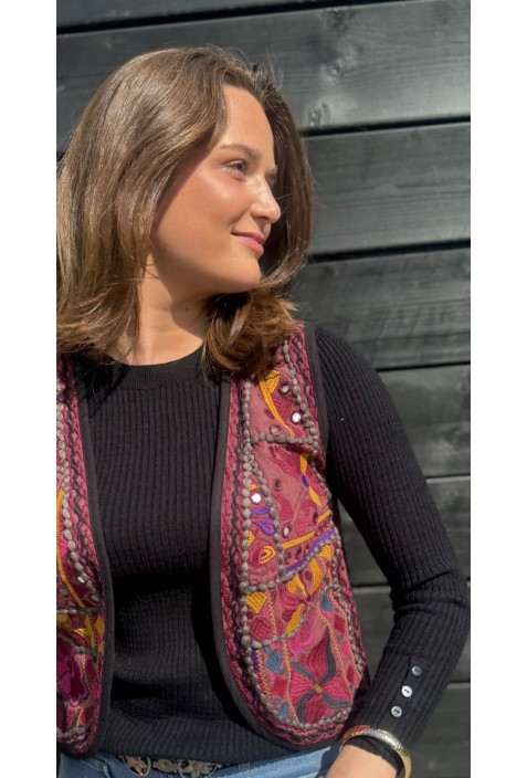 Gilet NORA BORDEAUX brodé à sequins Gilet NORA BORDEAUX brodé à sequins