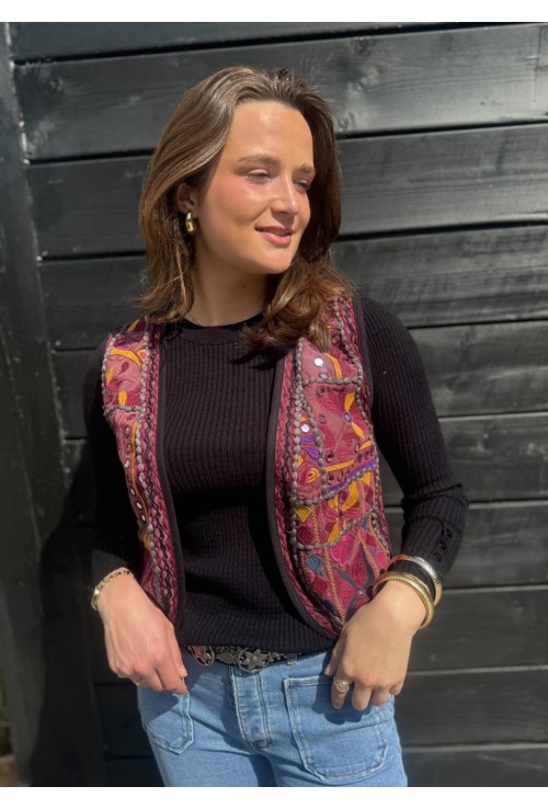 Gilet NORA BORDEAUX brodé à sequins