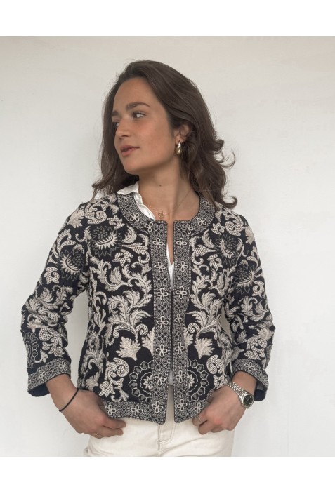 Veste brodée OLIVER BLEUE ET ECRUE Veste brodée OLIVER BLEUE ET ECRUE