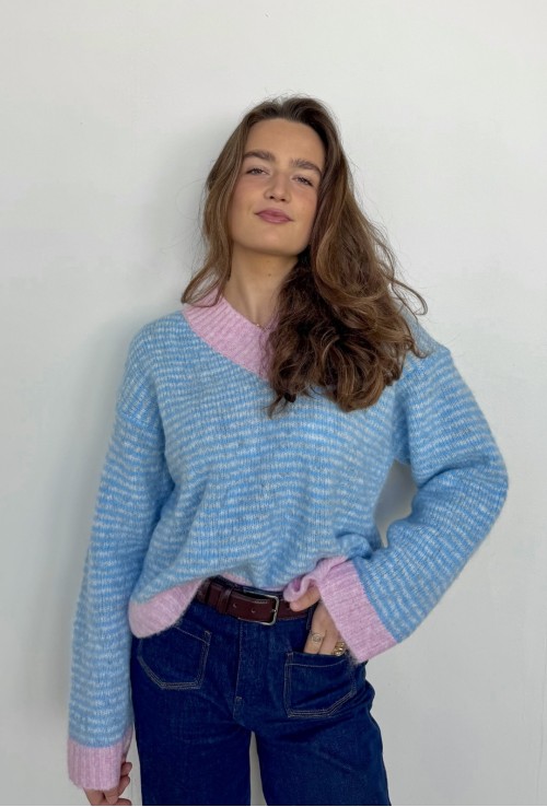 Pull col V CHARLY BLEU ligné